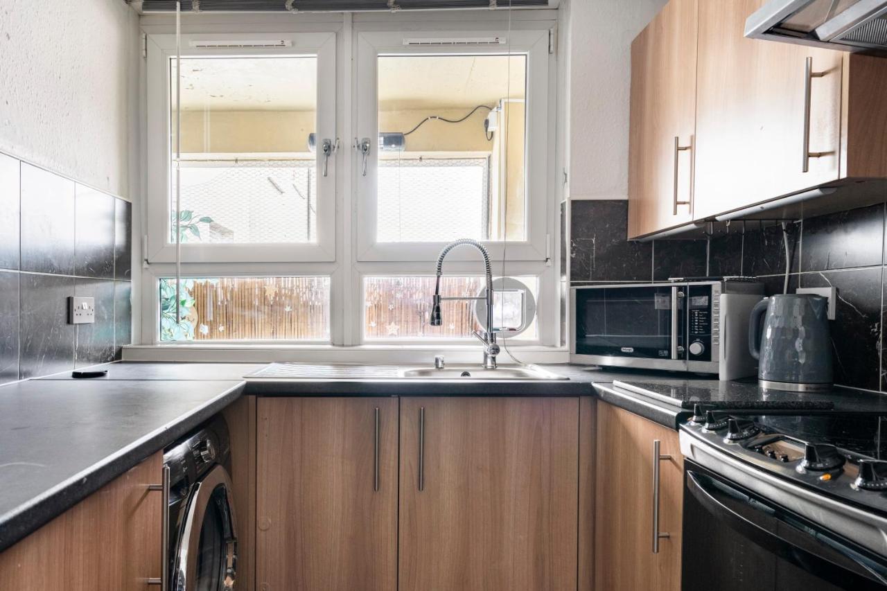 Lovely 1-Bedroom Property With Balcony In West End Glasgow Extérieur photo