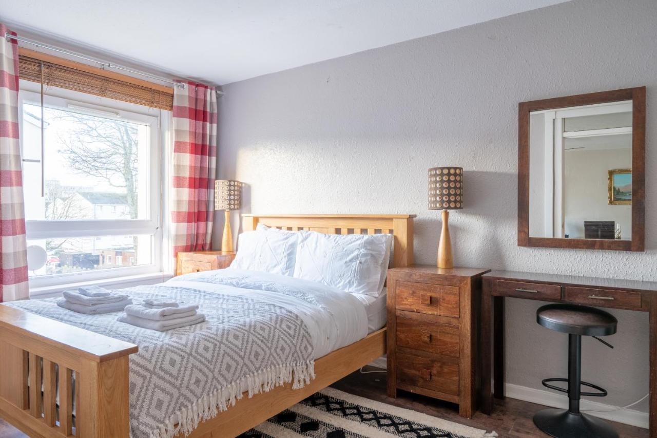 Lovely 1-Bedroom Property With Balcony In West End Glasgow Extérieur photo